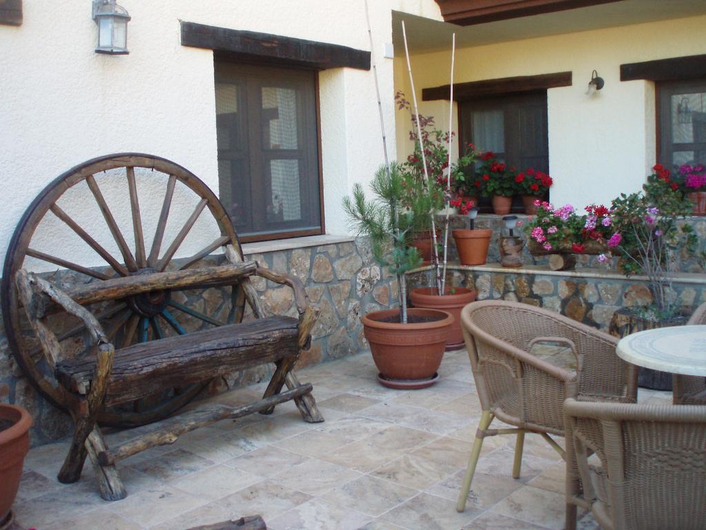 Apartamentos Rurales La Muralla II Canete  エクステリア 写真